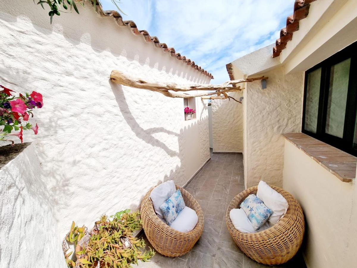 Stazzo San Teodoro Il Ginepro Piscina Condivisa Apartment Exterior foto