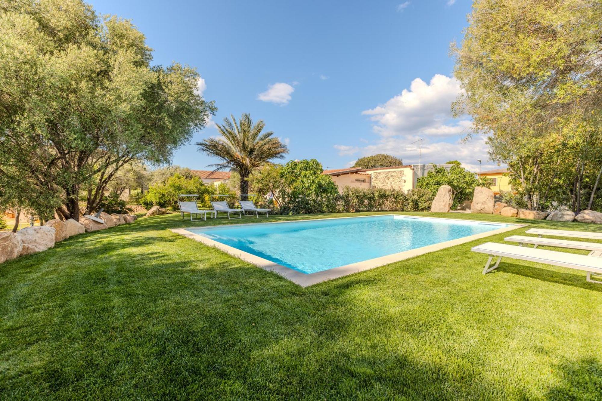 Stazzo San Teodoro Il Ginepro Piscina Condivisa Apartment Exterior foto